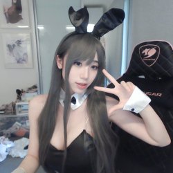 Cute Asian fuckbunny